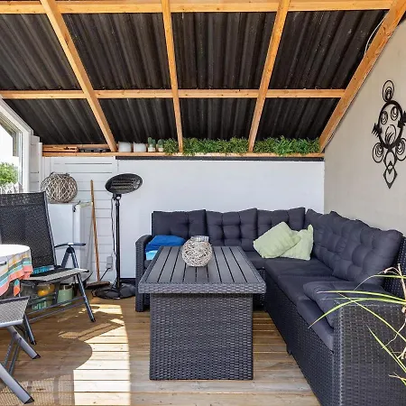 Holiday home 6 Person In Roslev-by Traum